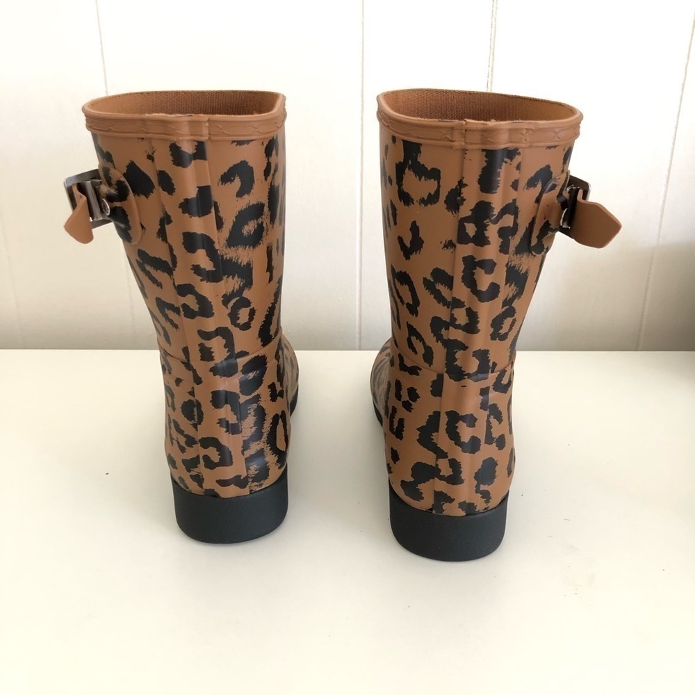 Hunter Leopard Print Short Waterproof Rain Boot 6 - Picture 5 of 11